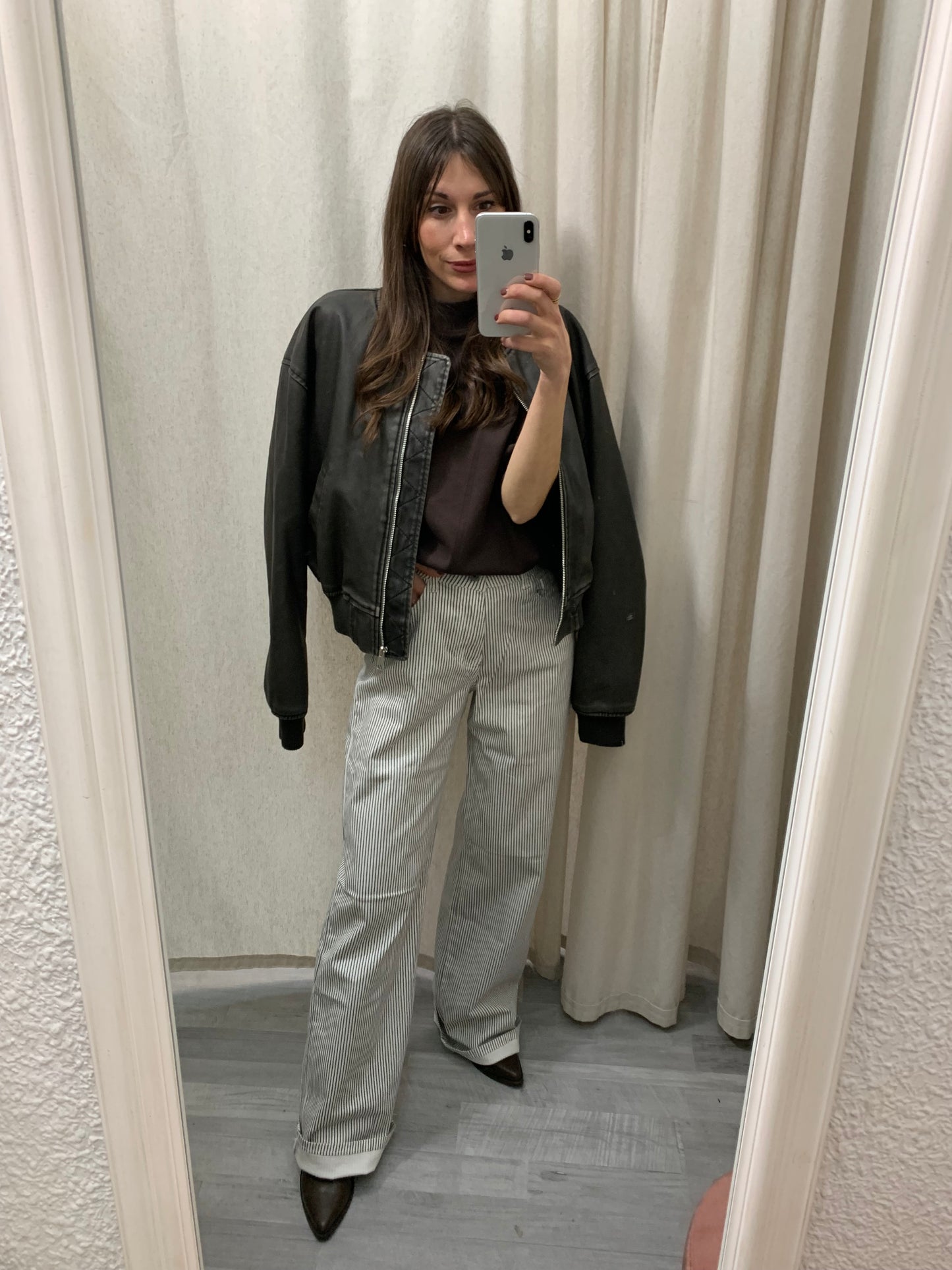 BOMBER BIKER