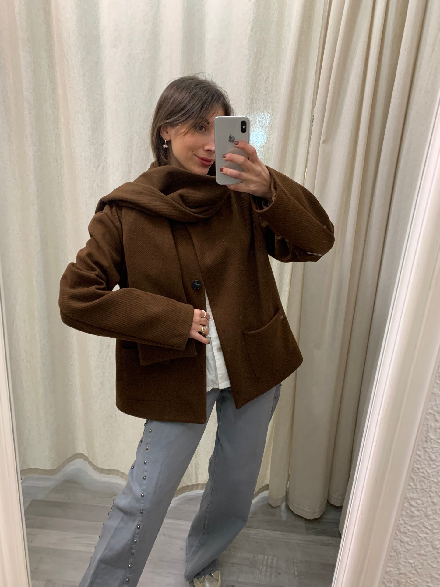 CHAQUETA CON BUFANDA