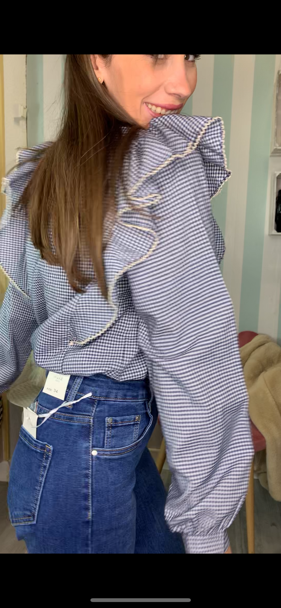 BLUSA CUADROS Y VOLANTE