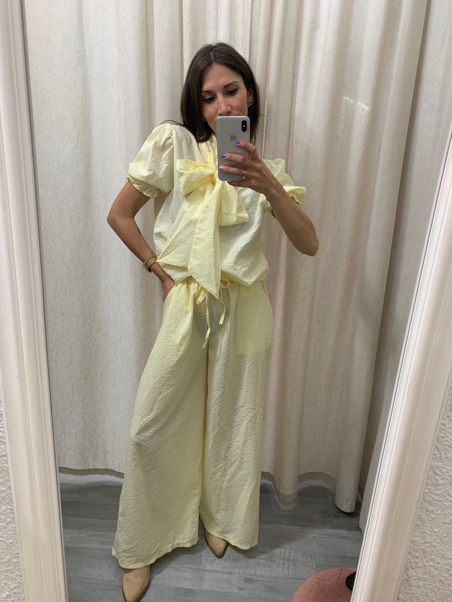 PANTALÓN RAYAS AMARILLO