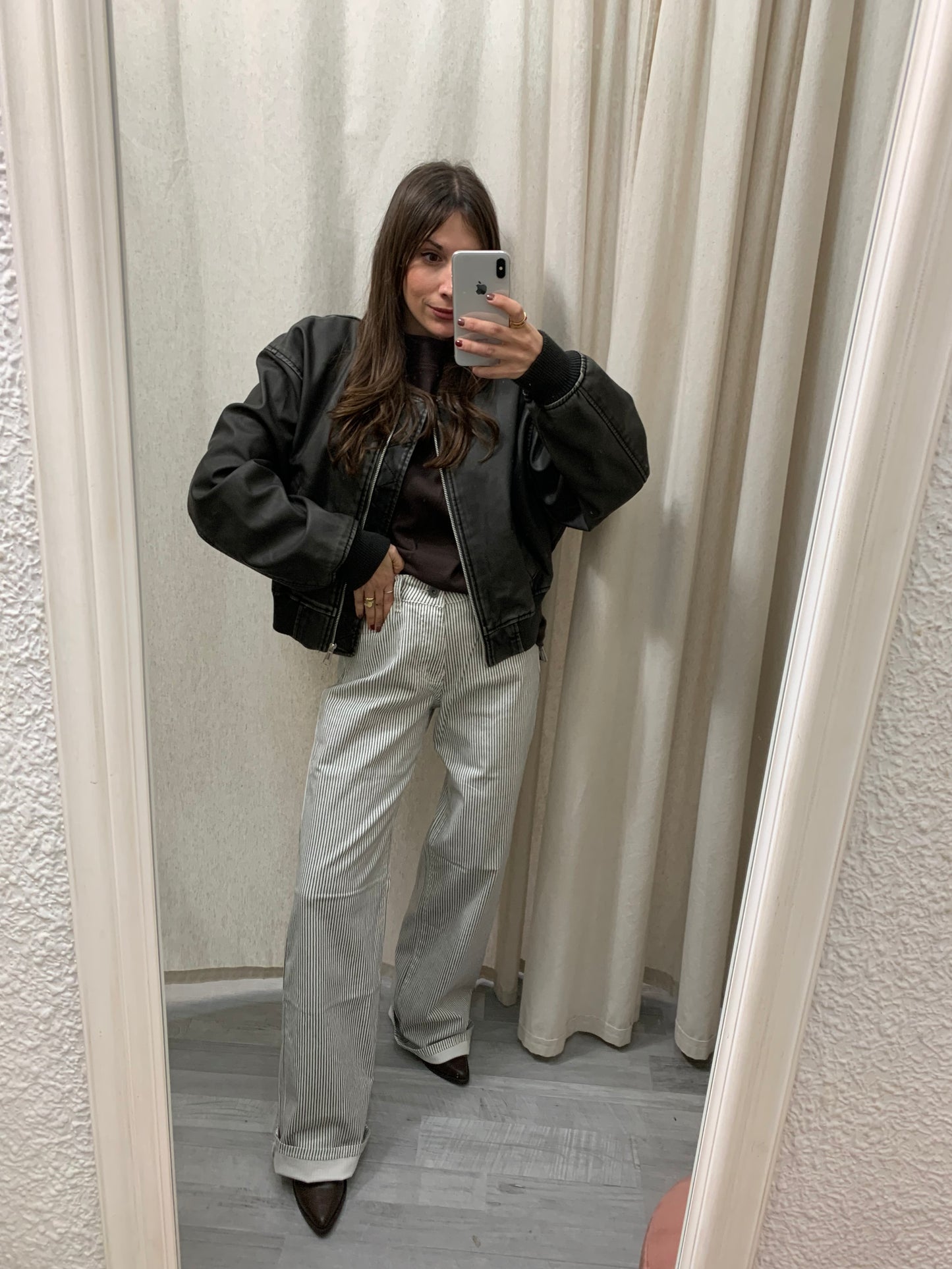 BOMBER BIKER