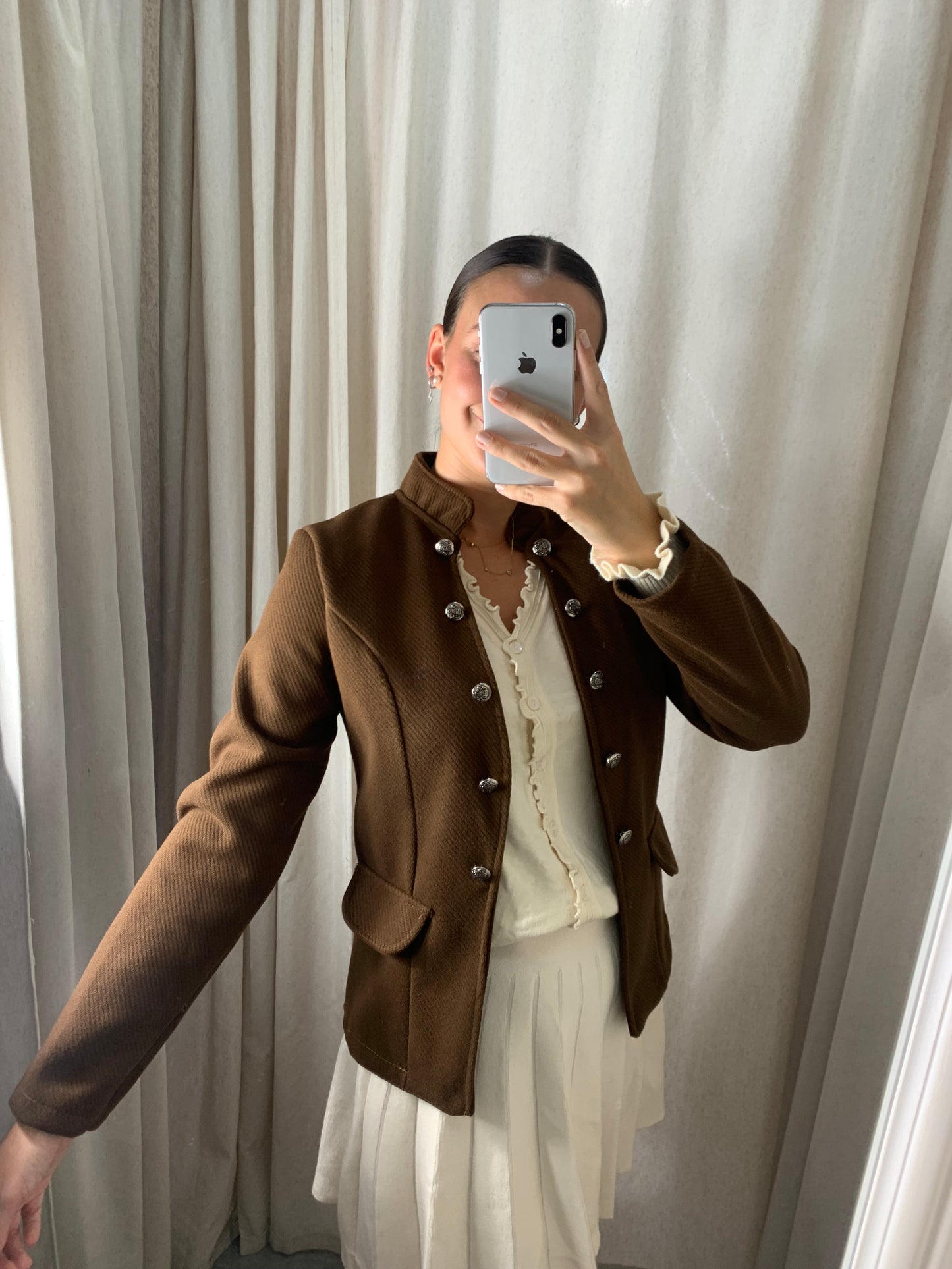 CHAQUETA PAÑO DETALLE BOTONES