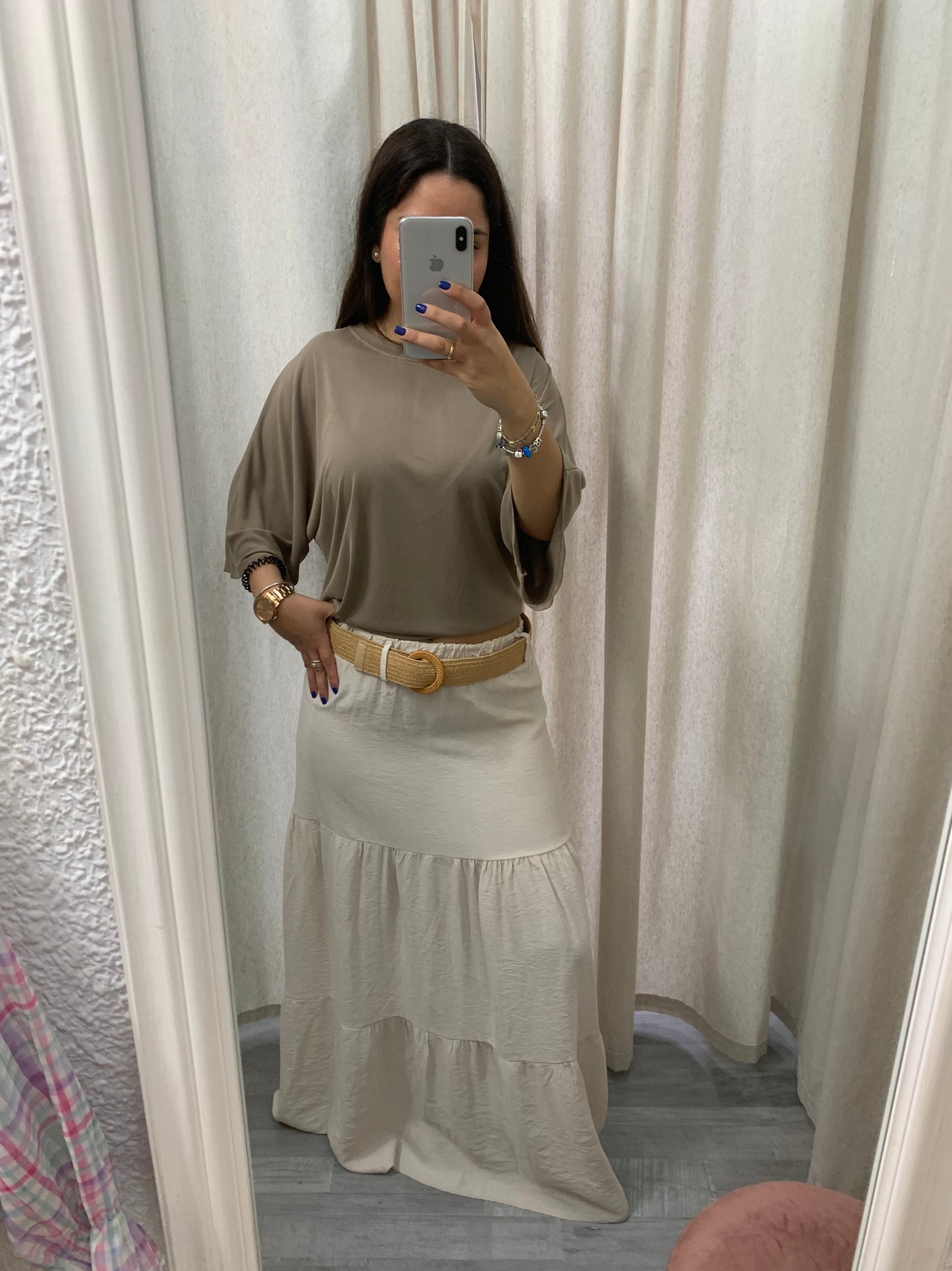 CAMISETA ENLICRADA MARRÓN