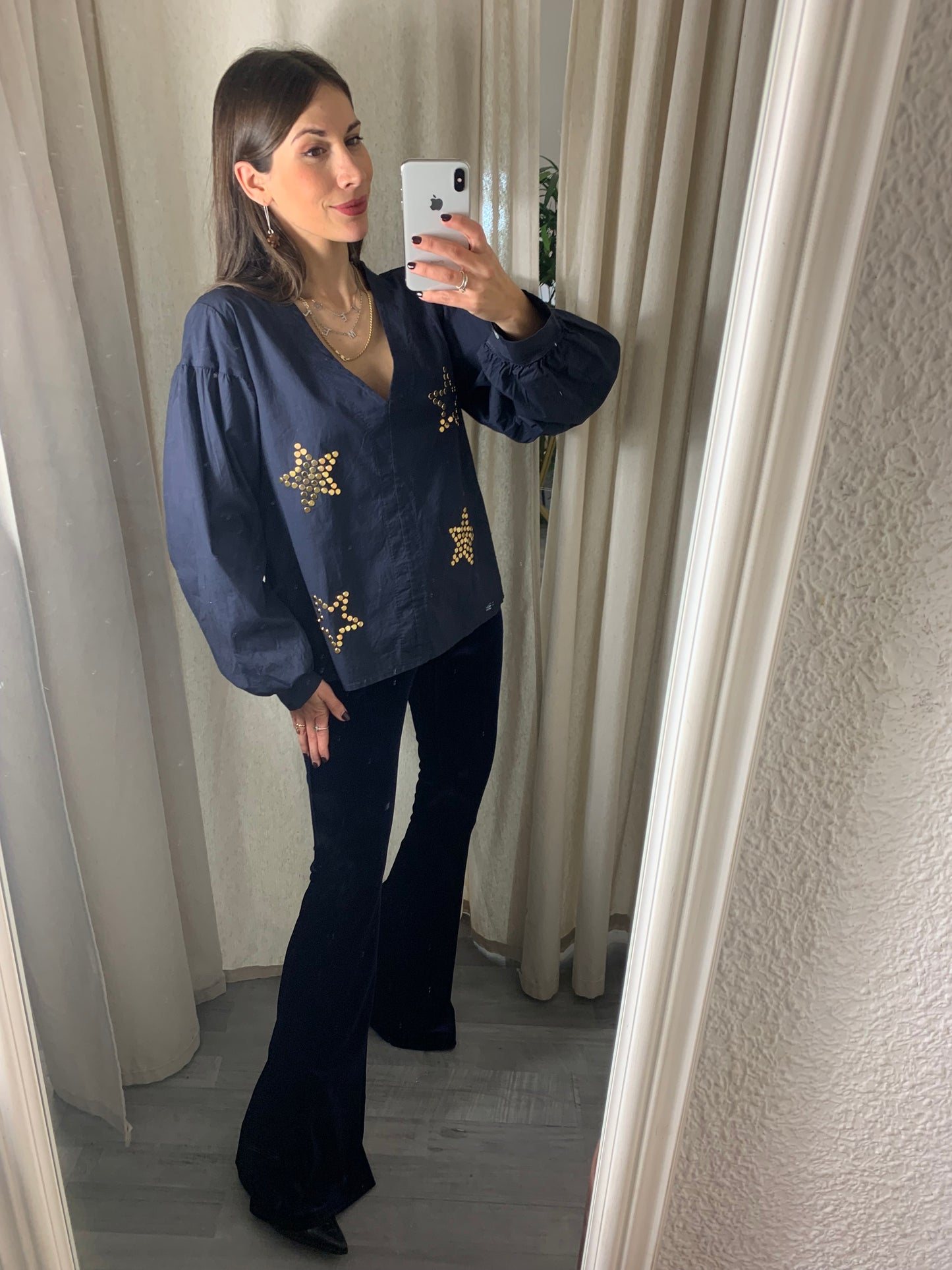 BLUSA TACHUELAS ESTRELLAS