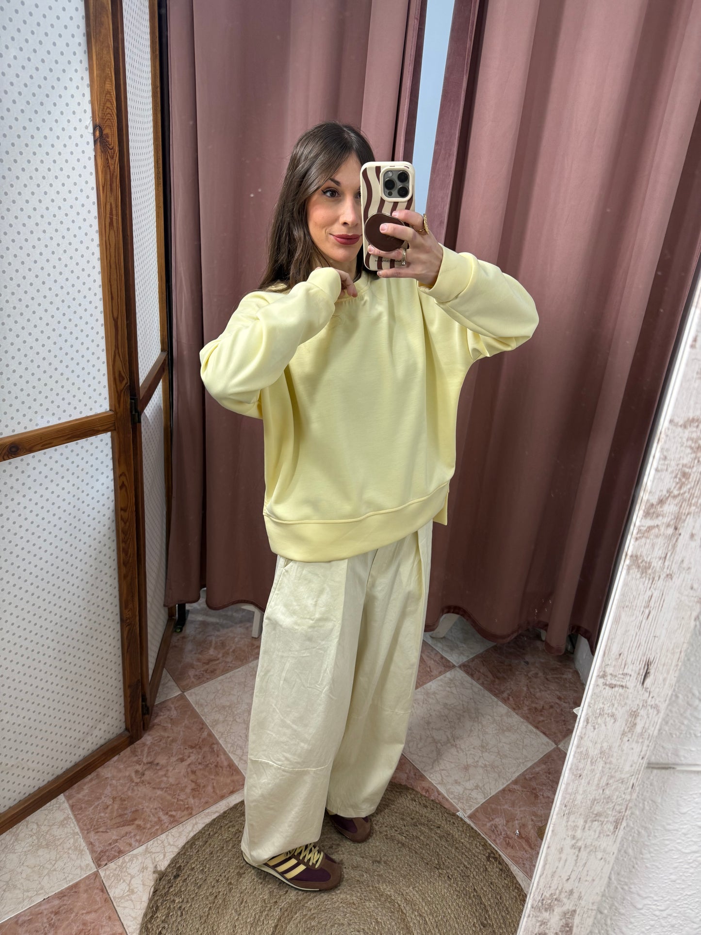 SUDADERA AMARILLO MANTEQUILLA