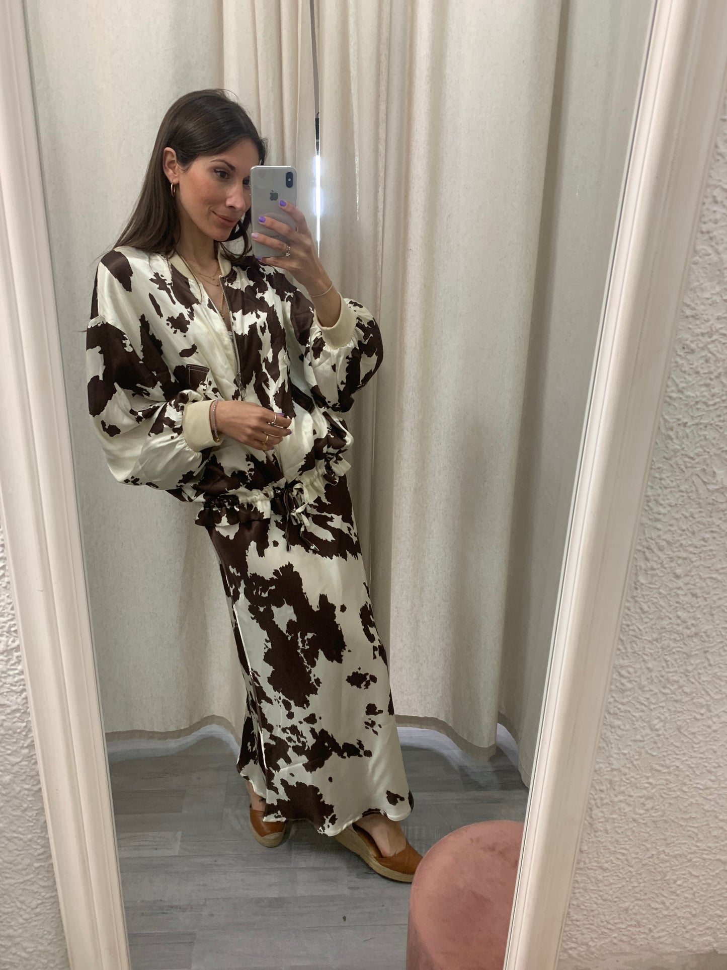 BOMBER SATINADA VACA