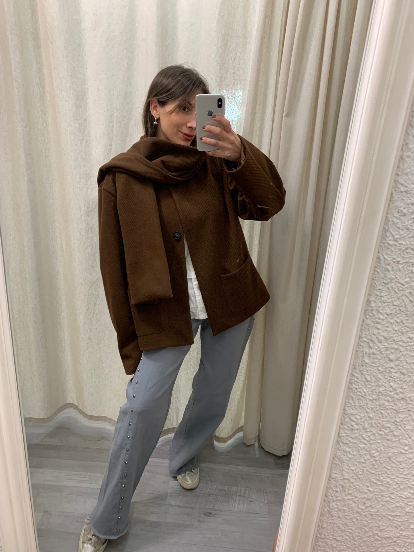 CHAQUETA CON BUFANDA