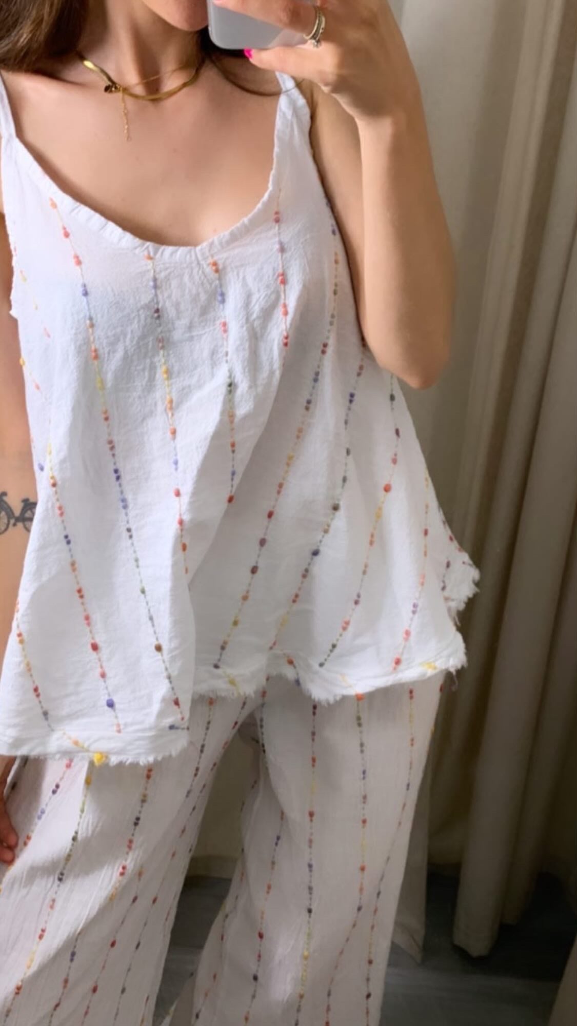 BLUSA PESPUNTES BLANCA CONJUNTO