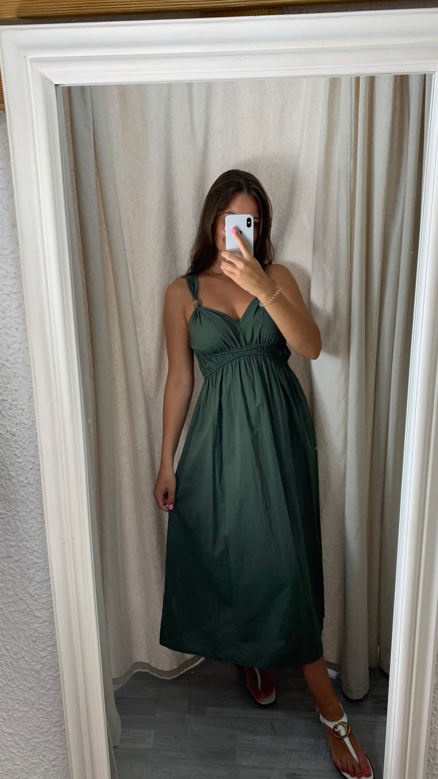 VESTIDO DETALLE MADERA VERDE