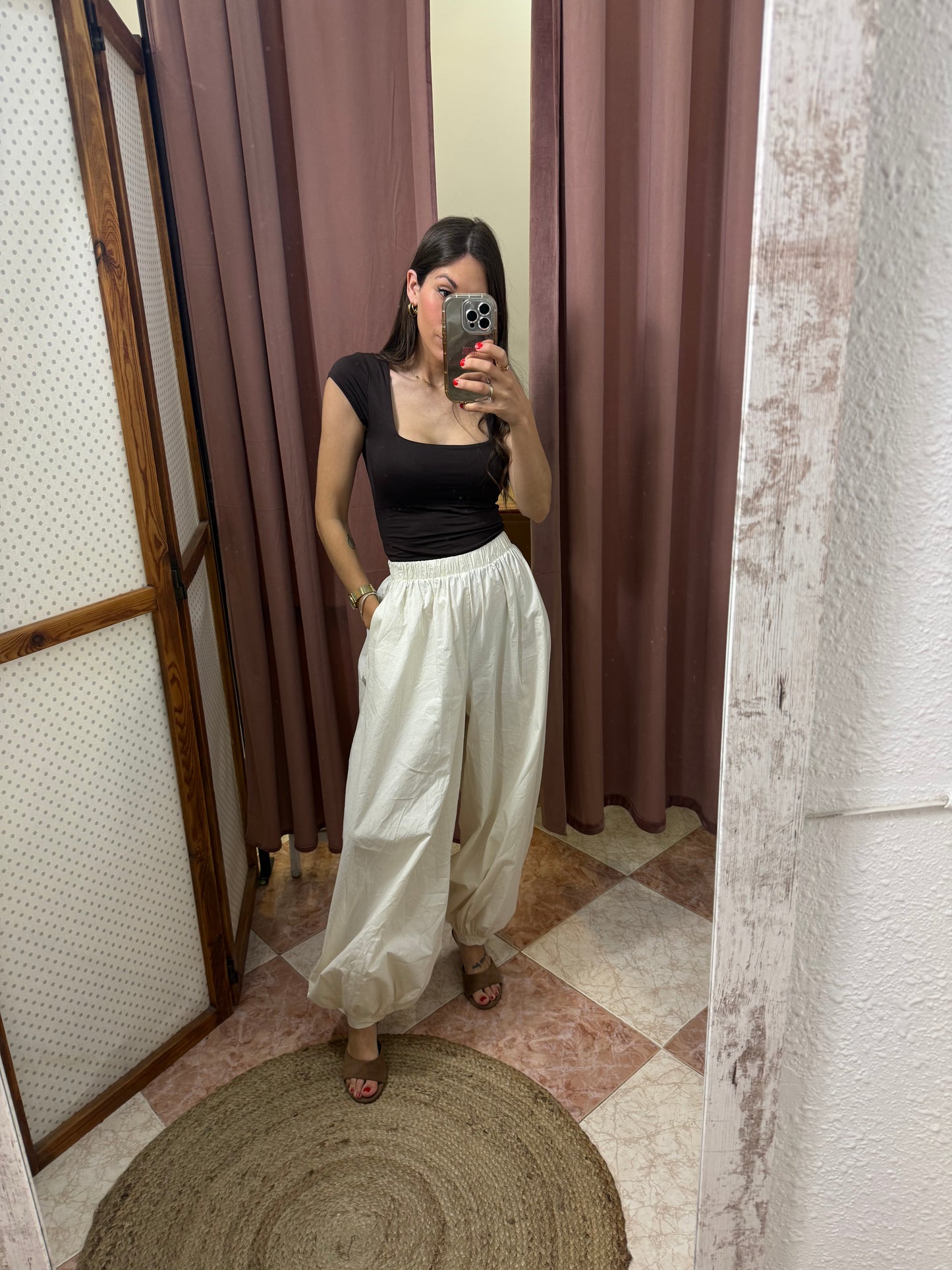PANTALÓN BOMBACHO BOTÓN