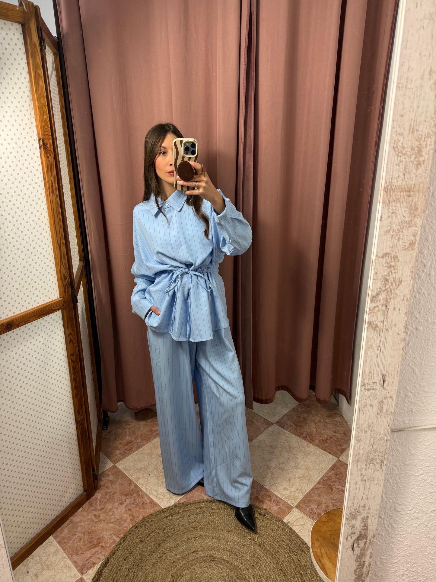 CONJUNTO RAYAS ANUDADO AZUL