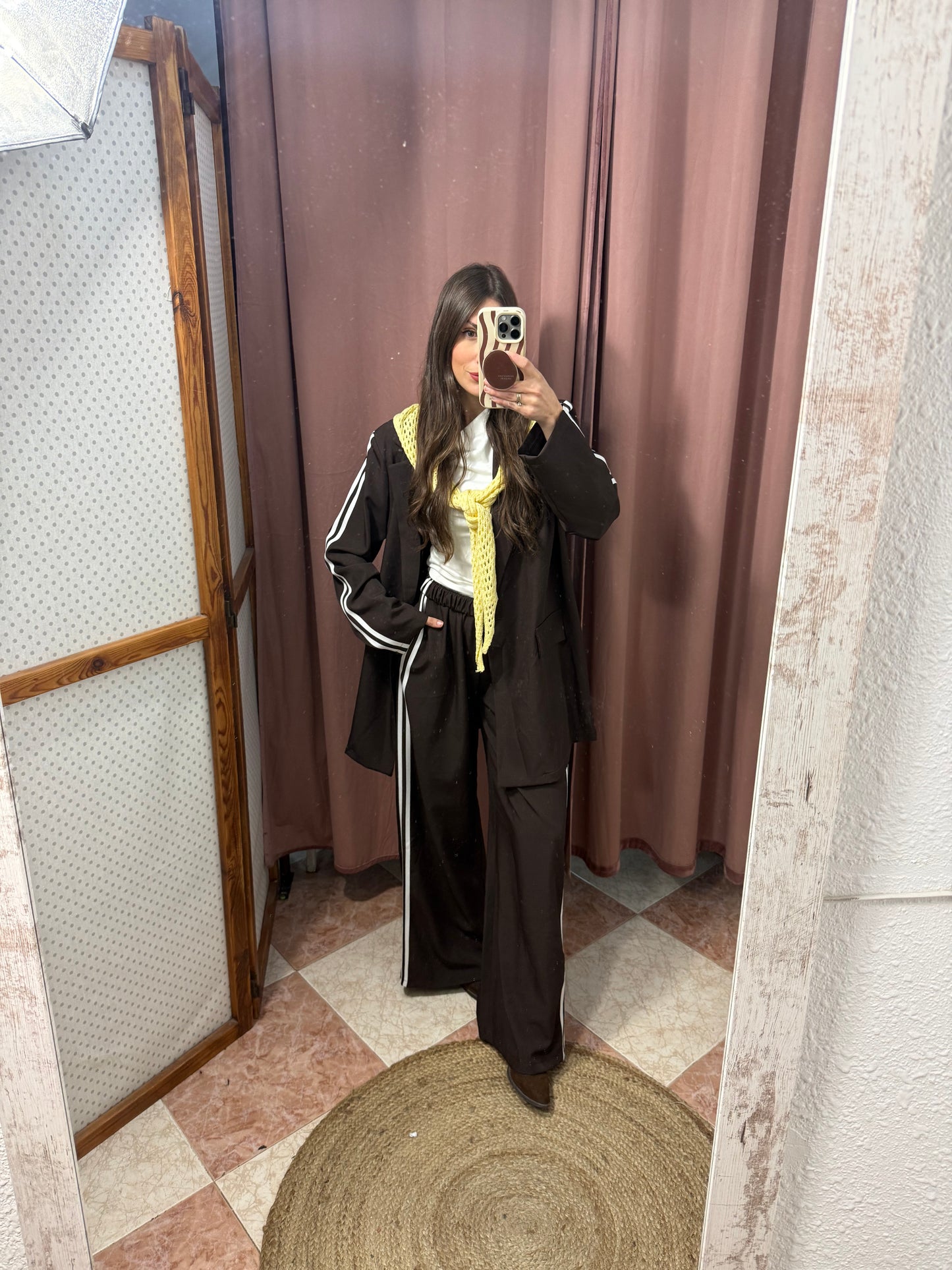 CONJUNTO SPORT CHOCOLATE